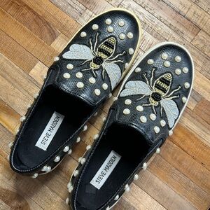 Steve Madden Black Pearl-Studded Bee Slip-Ons